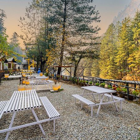 The Hosteller Kasol, Riverside Екстериор снимка