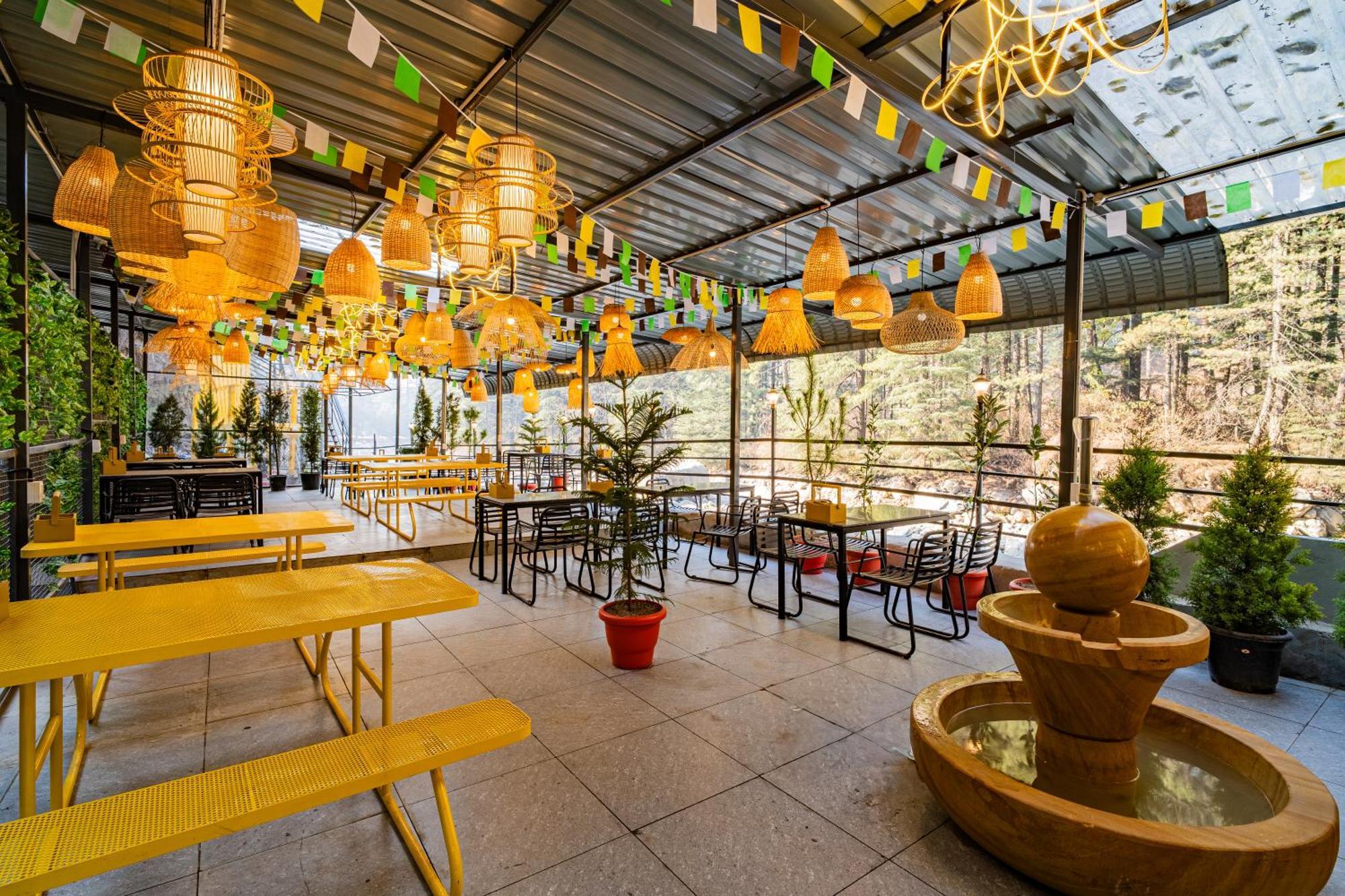 The Hosteller Kasol, Riverside Екстериор снимка